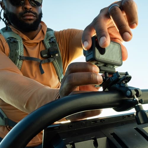 GoPro Magnetic Latch Mount (HERO13 Black) - Official GoPro Accessory