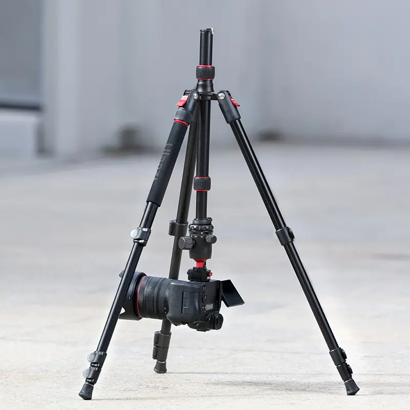 Ulanzi TT31 Claw Quick Release Camera Tripod & Monopod